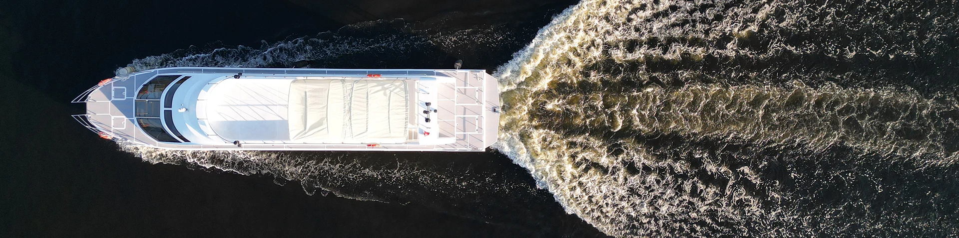 Barca passeggeri monohull