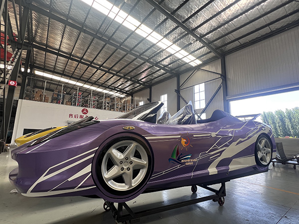 Sta arrivando la nuova auto sport acquatica Lawada!